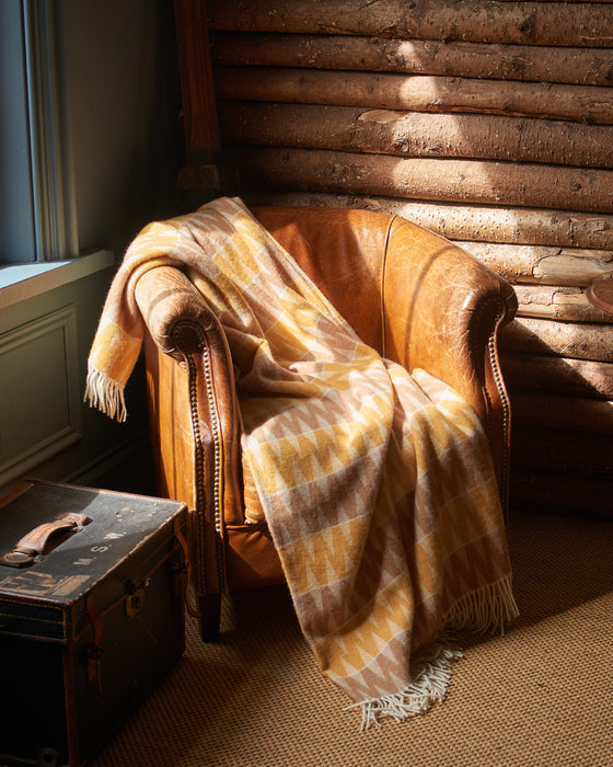 100% Pure Wool ZigZag Design Throw In Mustard And Desert Brown Colours