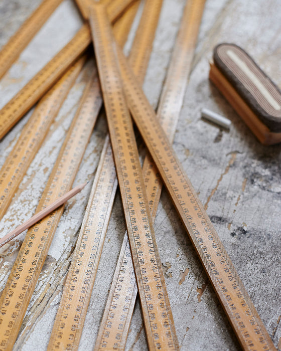 Old school 1 metre length hardwood wooden ruler. – brush64