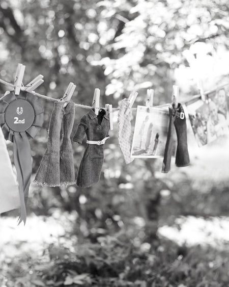 Kids washing line with mini pegs in a calico drawstring bag