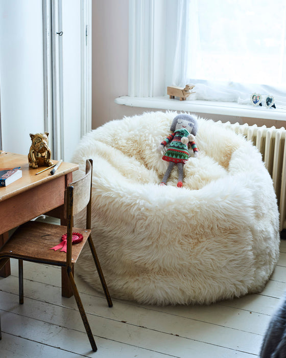 Large Sumptuous sheepskin beanbag - ivory