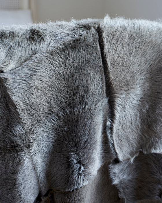 Toscana merino wool sheepskin throw - Grey mink