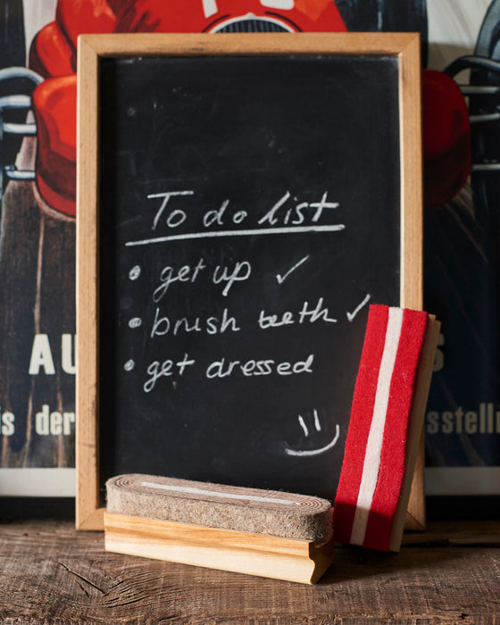 Traditional felt blackboard duster - Red