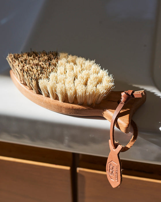 oiled beechwood scrubbing brush