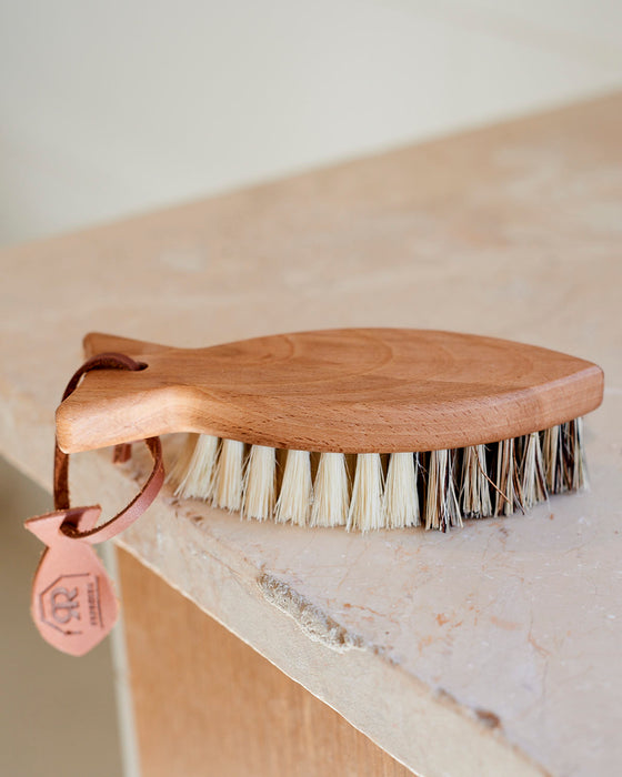 oiled beechwood scrubbing brush