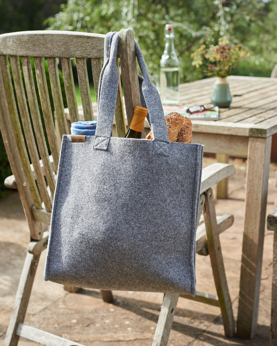 luxurious wool shopping bag in grey wool felt