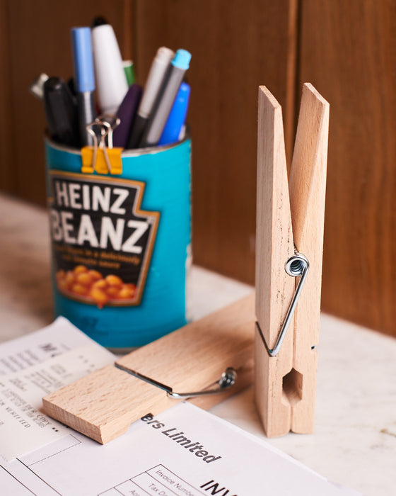 Giant wooden memo peg