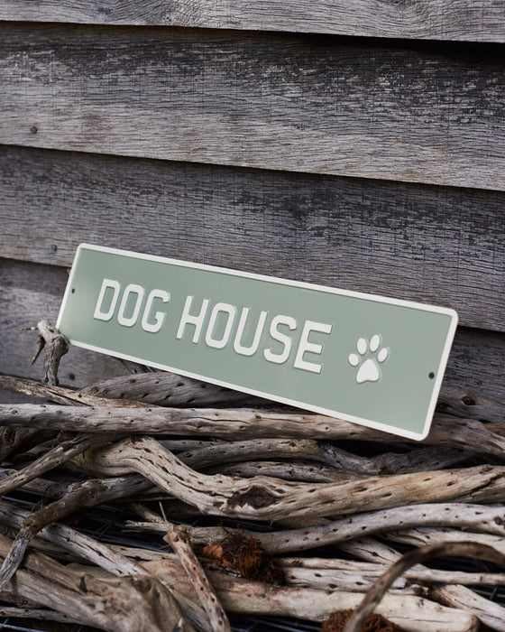 Dog house metal signs