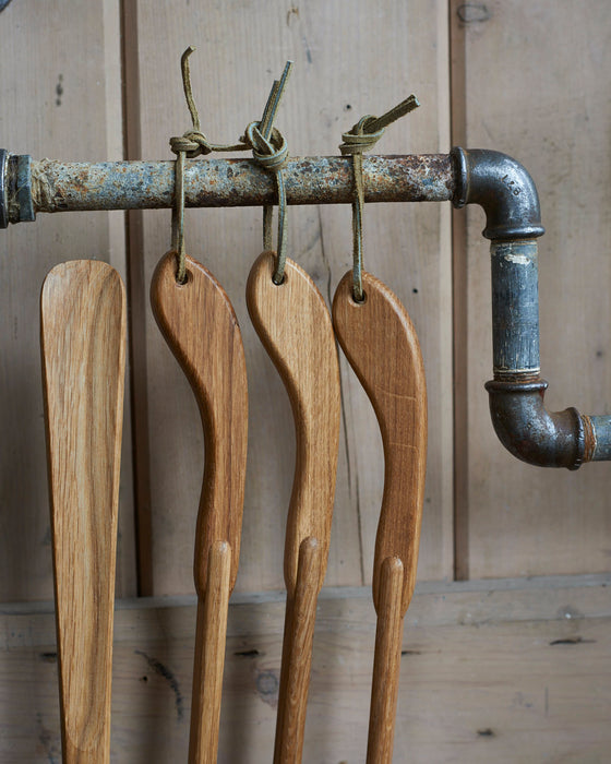 Long handled Oak shoe horn - leather hanging loop