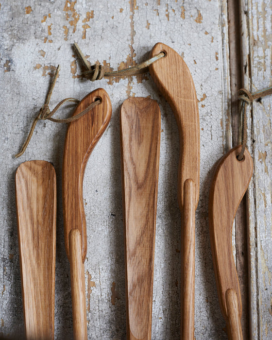 Long handled Oak shoe horn - leather hanging loop