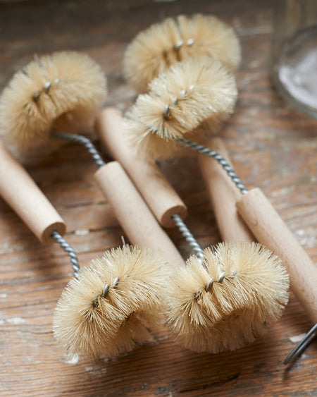 Sink cleaning brush  with beechwood handle