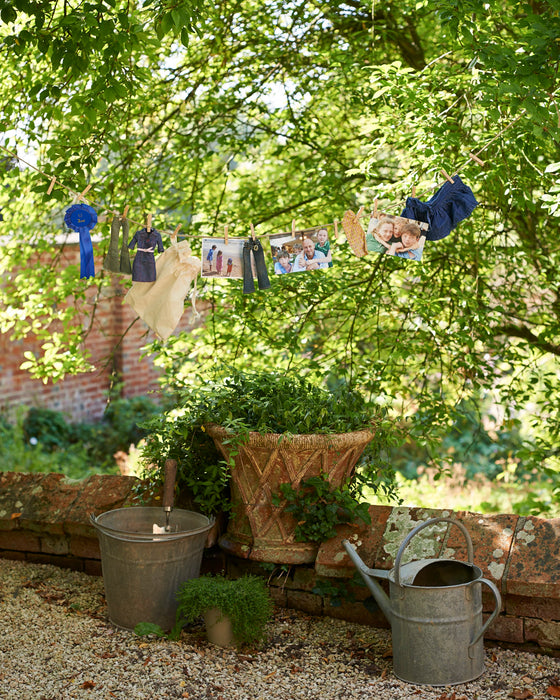 Kids washing line with mini pegs in a calico drawstring bag