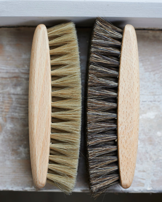 Luxury horsehair shoe shining brushes in beechwood